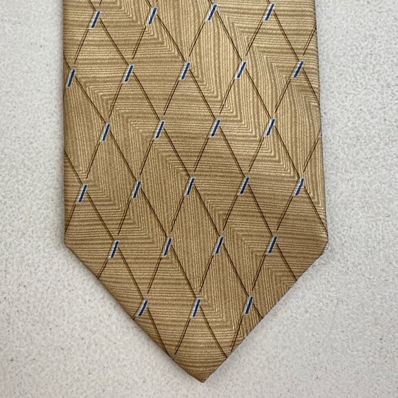 Vintage Gold Argyle Silk Tie 1990s Embossed Diamond Pattern Necktie - Picture 1 of 3
